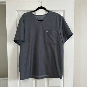 Large Gray Men’s Scrub Top
